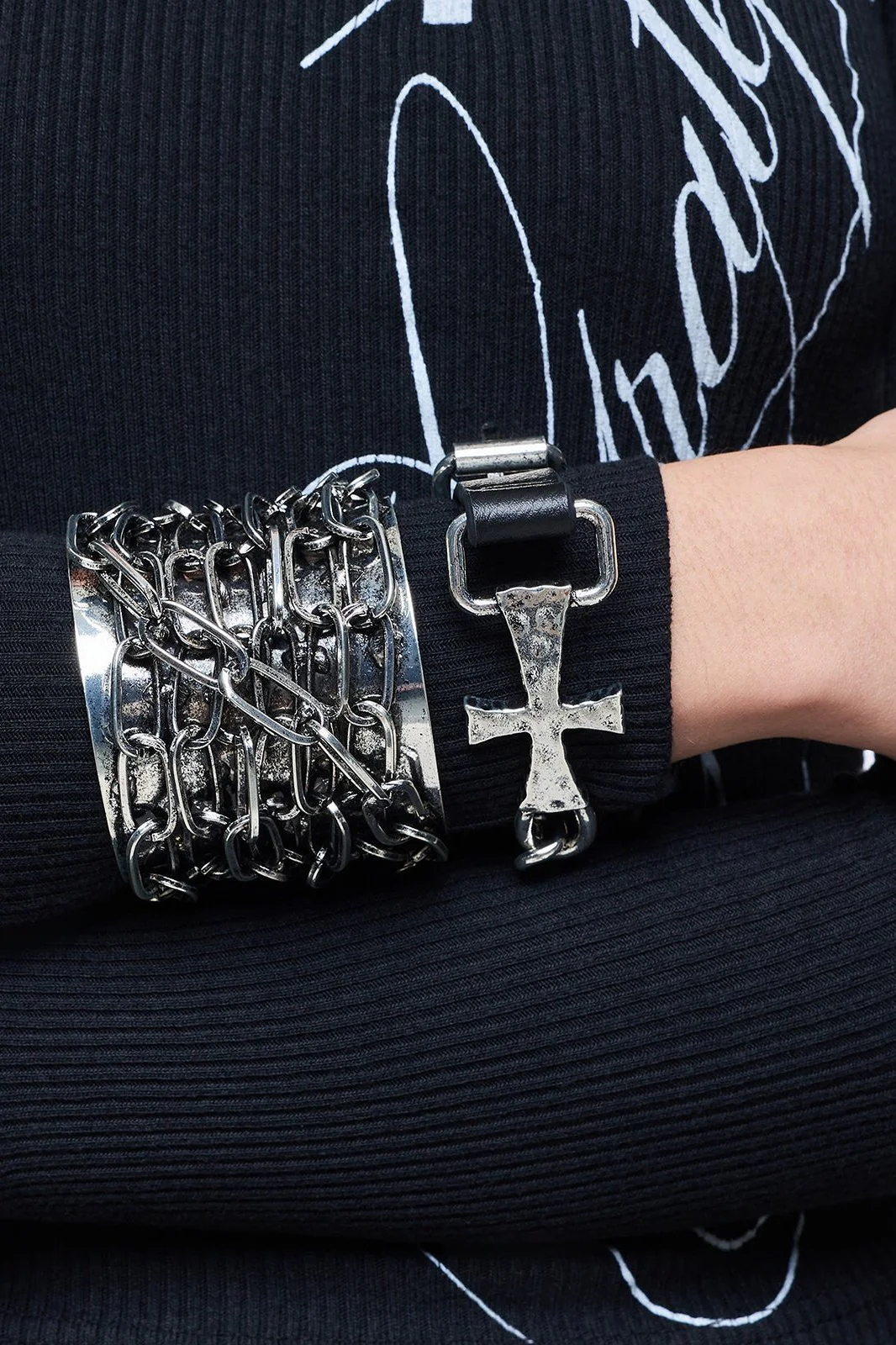 Chained Bracelet Set - Image 2