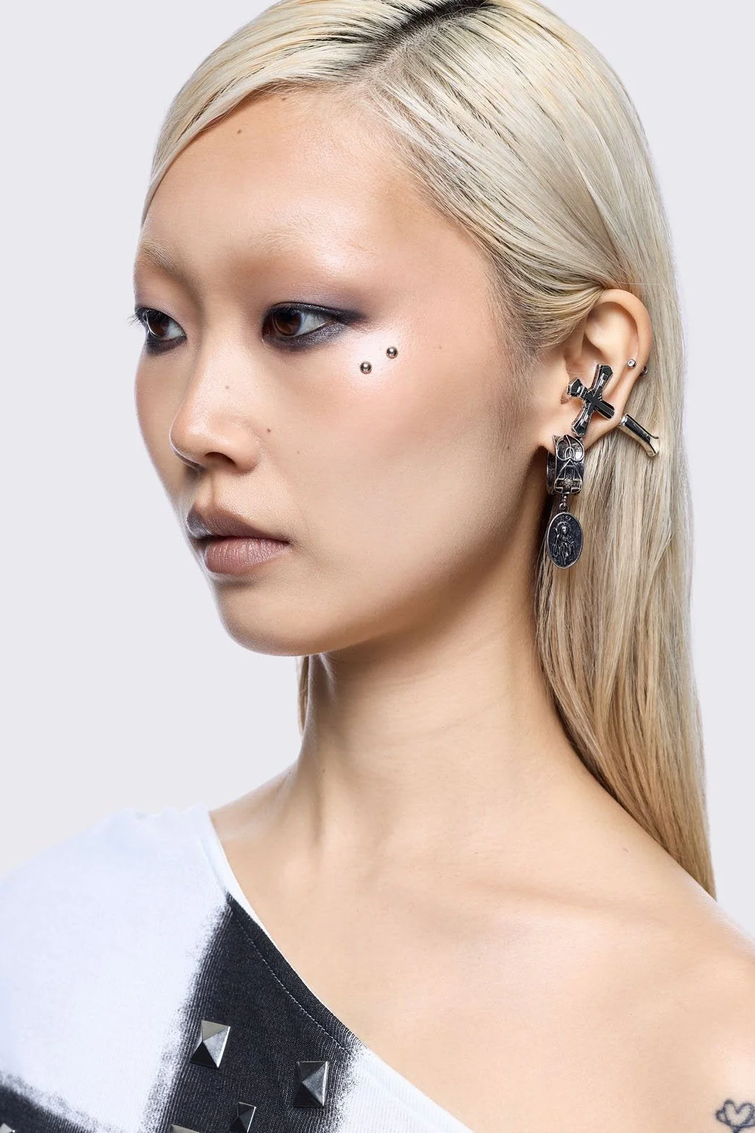 Faithless Earrings - Image 2