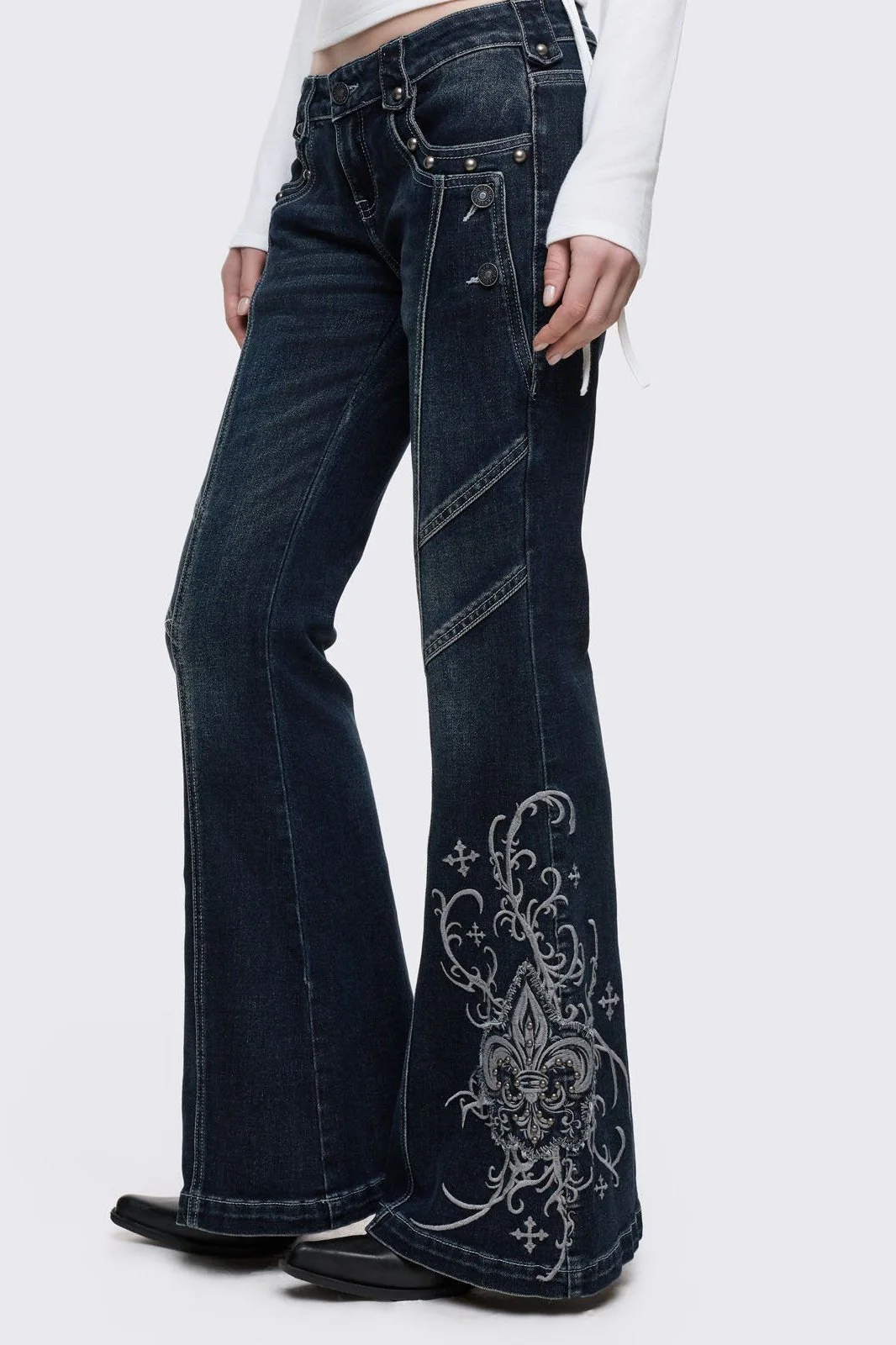 Lis Flared Jeans - Image 2